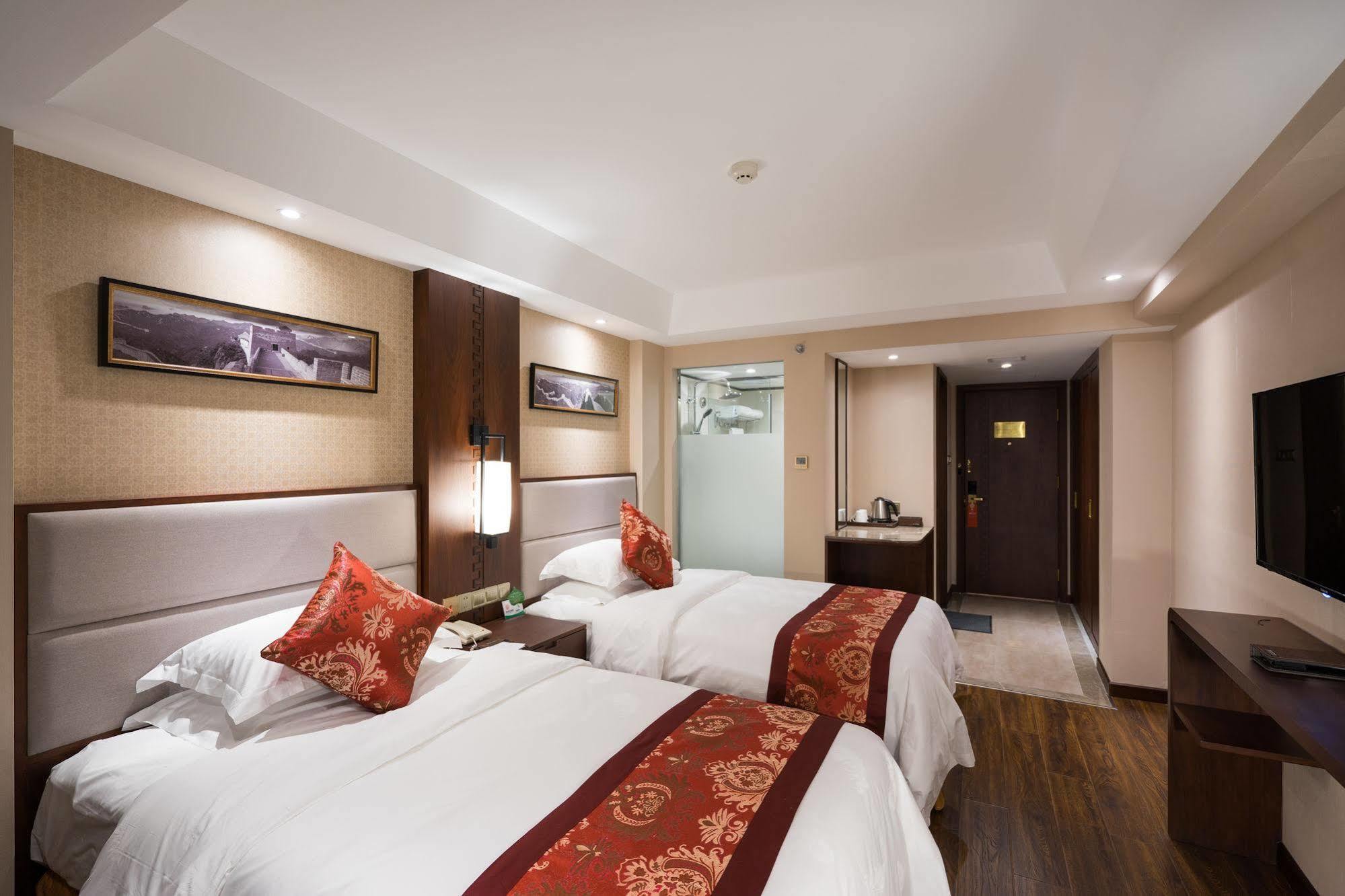 Redwall Hotel Пекин Екстериор снимка